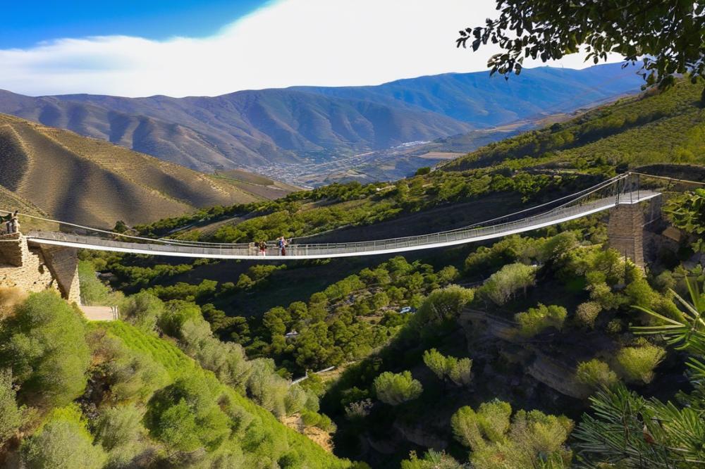 hiking-to-the-hanging-bridges-of-alpujarra